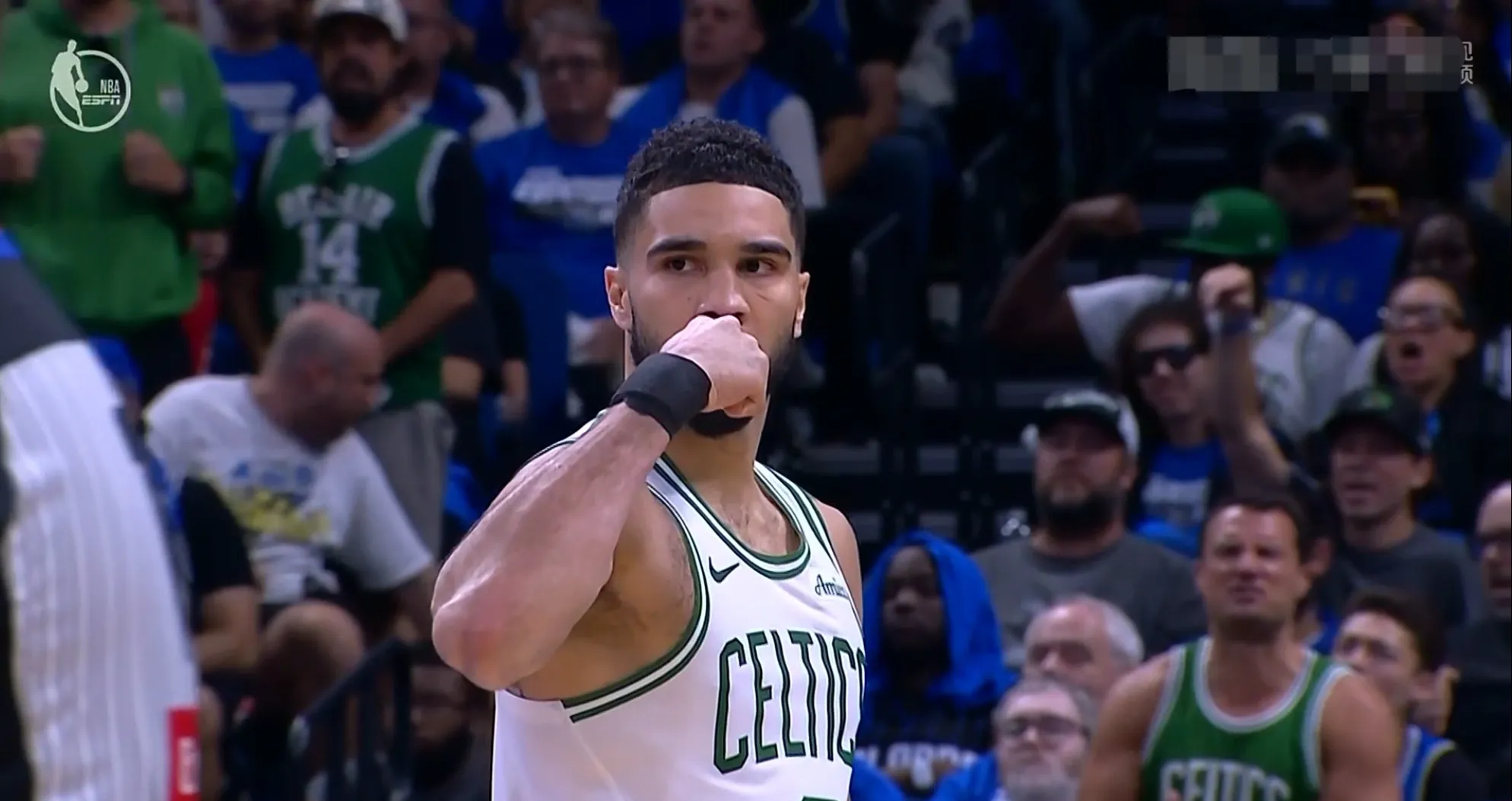 爱游戏体育-塔图姆在法国队比赛中表现优异，锐不可当引发热议！的简单介绍