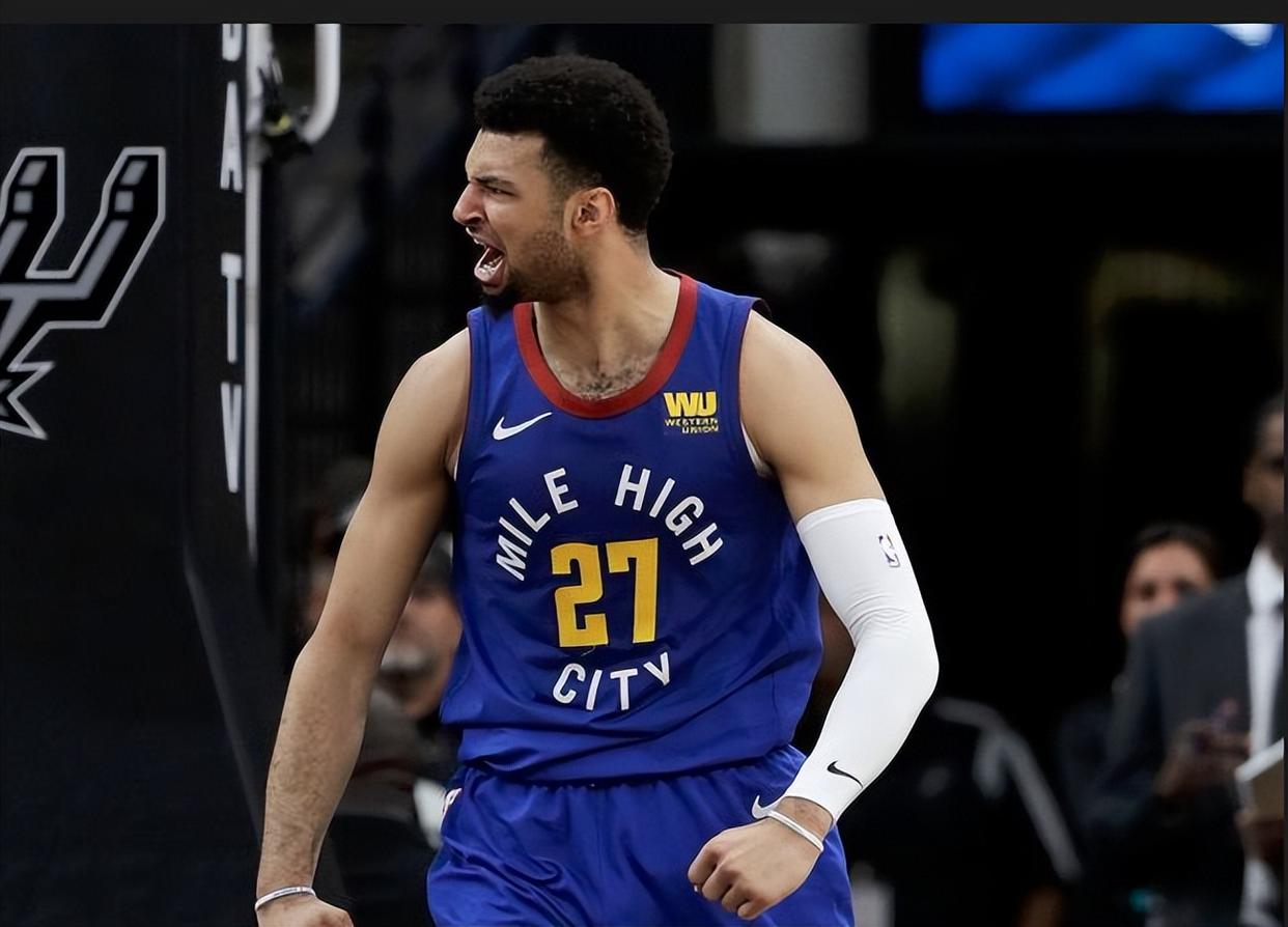 爱游戏体育-穆雷重返赛场，最后时刻胜出首场状态出色，TES观众沸腾！的简单介绍